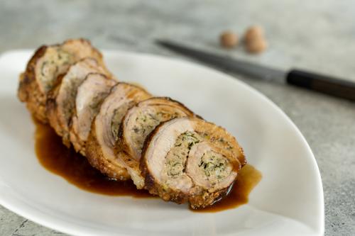 Roulade of veal breast with spinach and Fontina